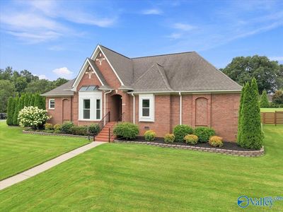 100 Ce Lee Dr NW