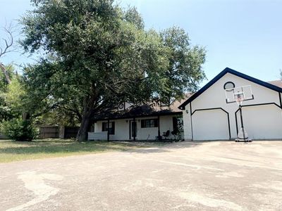 1211 Nimbus Dr