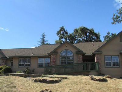 5966 Stone Bridge Road