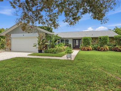 425 Pine Lake DR