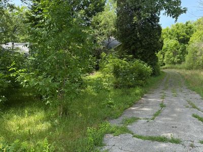 Property at 10802 W York House Rd, Beach Park, IL