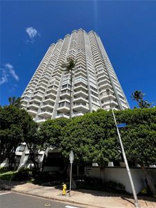 2600 Pualani Way APT 904