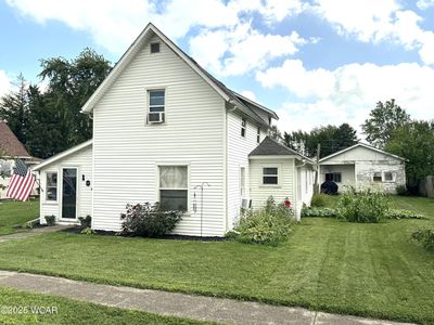 104 W Railroad St