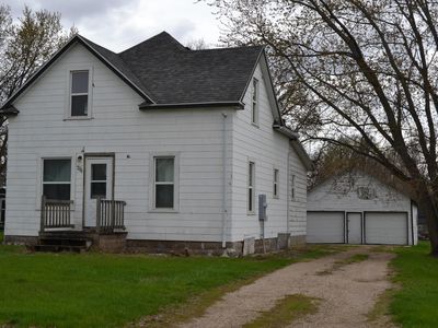 407 S 4th St
