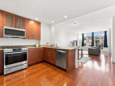 1125 Maxwell Ln APT 632