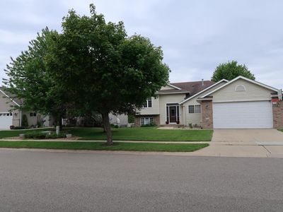 480 Manor Ridge Dr NW