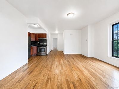919 Bryant Avenue