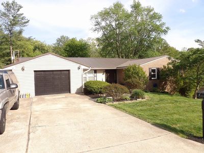 112 Hillcrest Ct