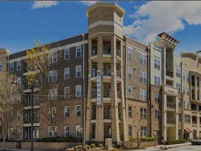 390 17th St NW Unit 5037