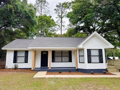 2555 Sunset Dr