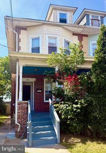 1521 Hamilton Ave