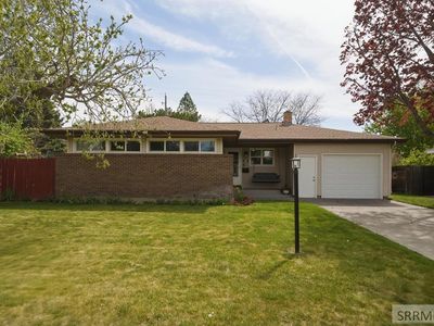 808 Reed Ave