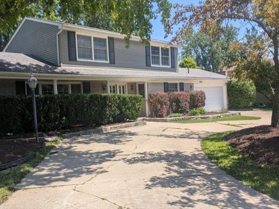 Property at 25964 Kilreigh Dr, Farmington Hills, MI