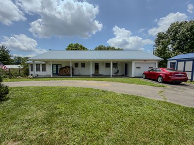 1333 Mount Eden Rd