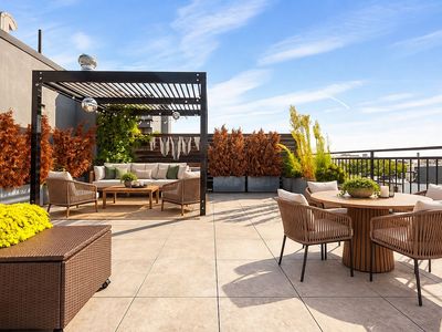 1122 Lafayette Ave #4C