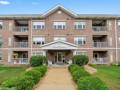 10 N Gilbert St APT 117