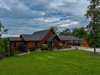 50 Parkview Lane