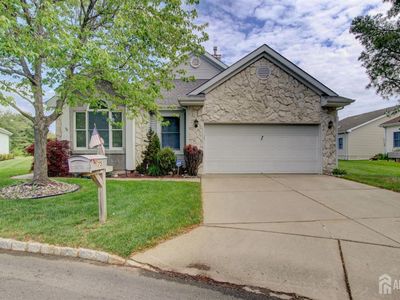 75 Westboro Ln