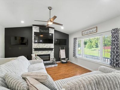 127 Doyle Ave