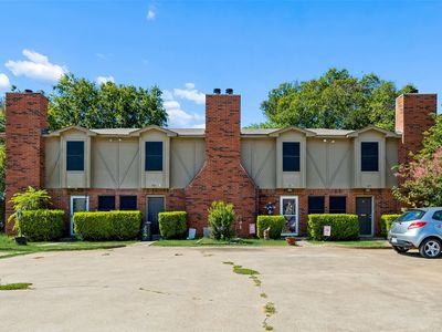 405 Cambridge Dr