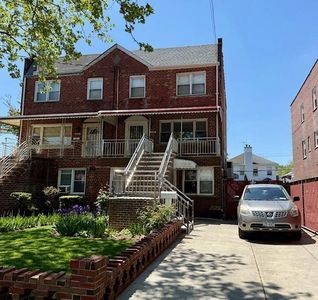 1622 Kimball St