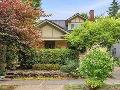 2616 NE 30th Ave