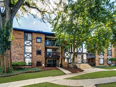 13628 Royal Ct APT 810