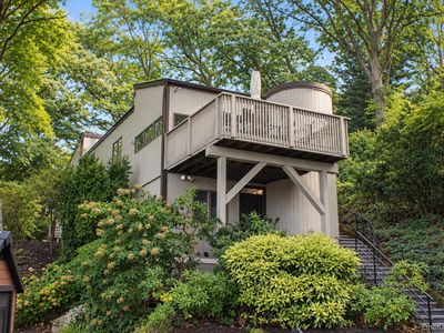 732 Sound View Road