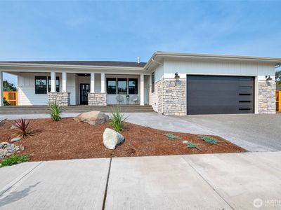 11 Dover Lane