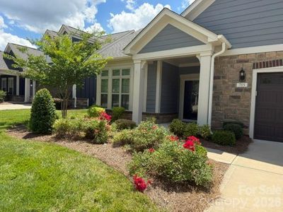715 Poplar View Dr NW