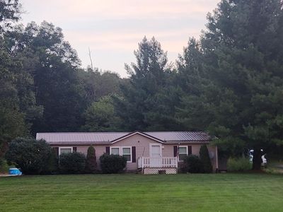 7942 E State Road 56
