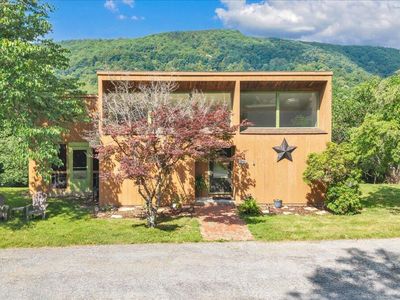 180 Daleview Dr
