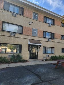 Property at 36 S 19th Ave APT 2E, Maywood, IL