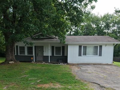 1612 Bradshaw Garden Rd