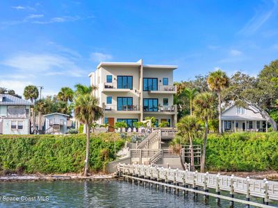 1807 Riverview Dr