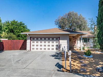1355 Macdonald Court
