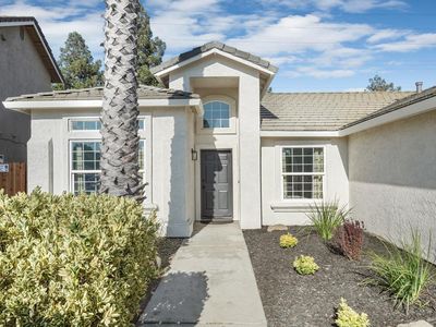 9880 Twin Creeks Ave
