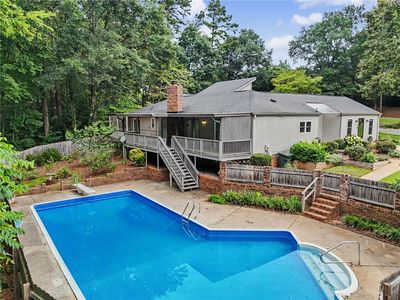 203 Mockingbird St