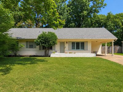 296 N White Station Rd