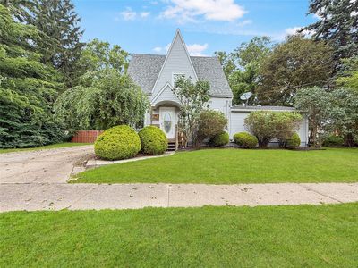 2418 Prospect Ave