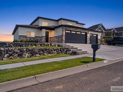 1385 Stone Dr