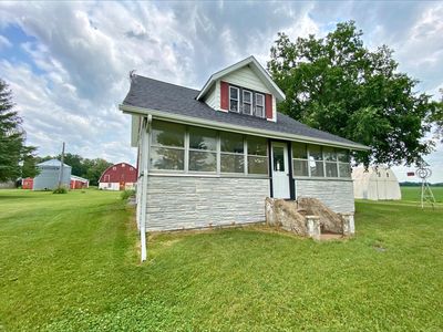 16615 Highway 95 NE