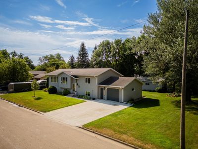 Property at 204 8th Ave E, Lisbon, ND