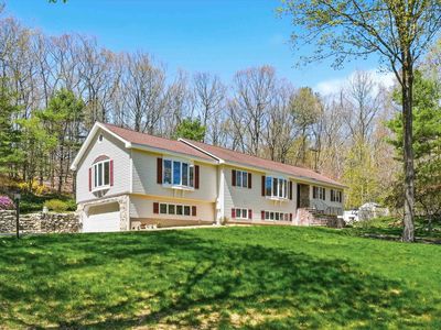 11 Oriole Road