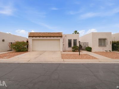 1416 E Torrey Pines Cir