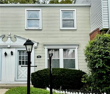 704 Countryside Dr