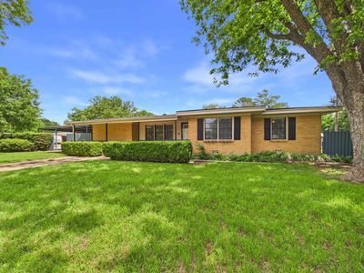 4420 Phillips Dr