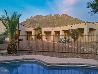 8755 N Sunnyslope Dr