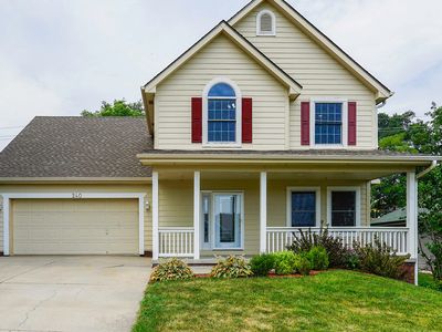 240 Canterbury Cir