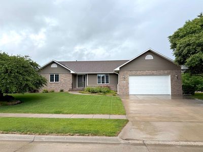 4904 Linden Drive Pl